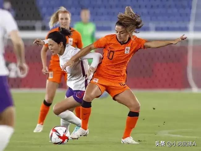 3-0，世界杯爆冷！荷兰队绝境反弹，世界第一倒下，中国女足出局