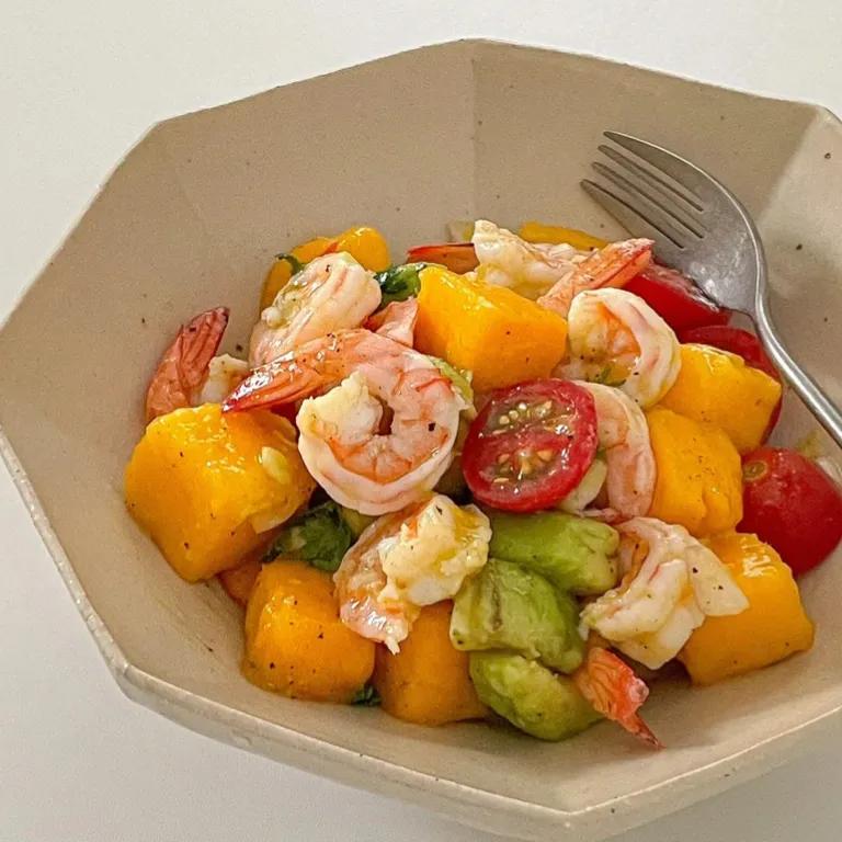 藜麦虾仁蔬菜沙拉