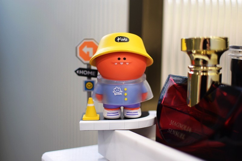 Redmi 潮流限量盲盒 Kino\'s Weekends开箱