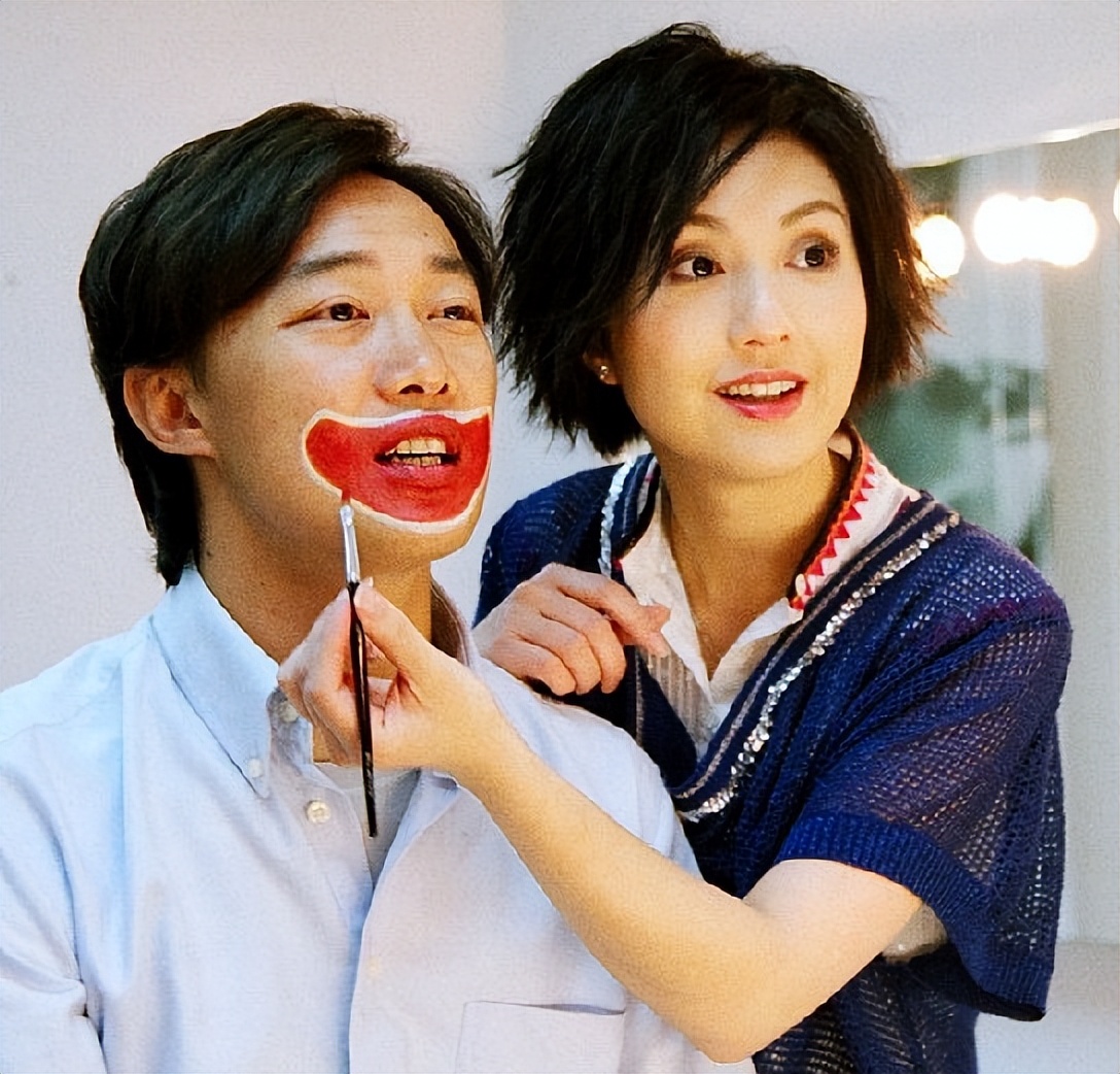 陈奕迅和杨千嬅 王菲谢霆锋-进行号