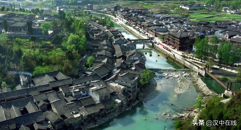 「青木川」一座充滿傳奇色彩的古鎮