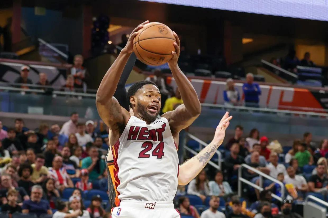 nba热火队员有哪些(美媒列出了热火15名球员休赛季的去向和年薪,奥拉