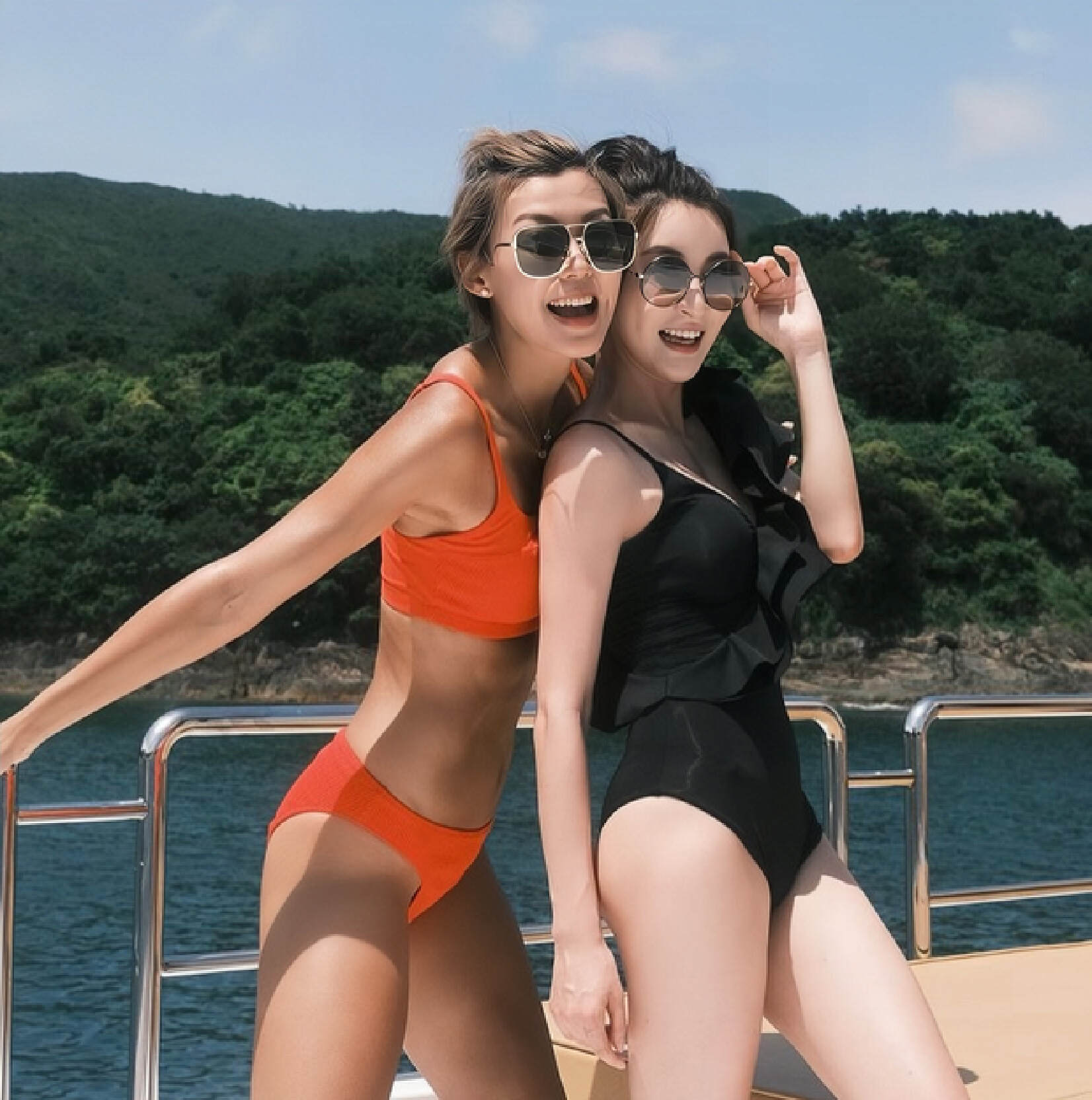 tvb知名女星包豪华游艇庆生,穿泳装晒事业线,满屏都是大长腿