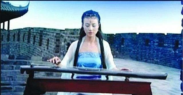 女模特4年