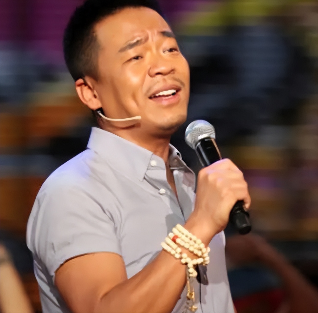 "落魄歌手"孙浩:曾是春晚红人,被张嘉译提携10年,今婚姻成谜