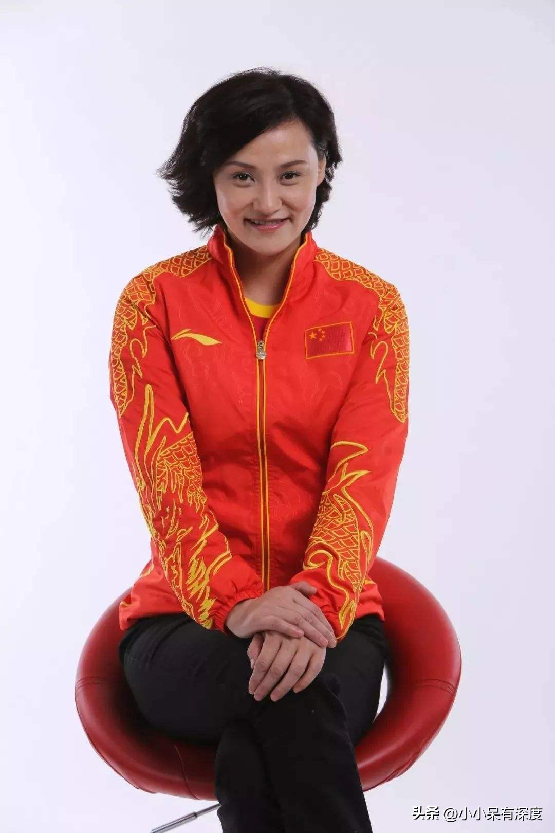 西甲中文解說哪里找（著名體育解說員蘇東，他的解說很有激情，他的前妻高敏，終獲幸福）