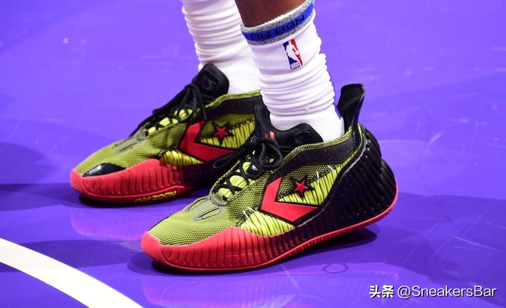 nba球星都帶哪些表（每日NBA球星上腳球鞋「11月12日」）