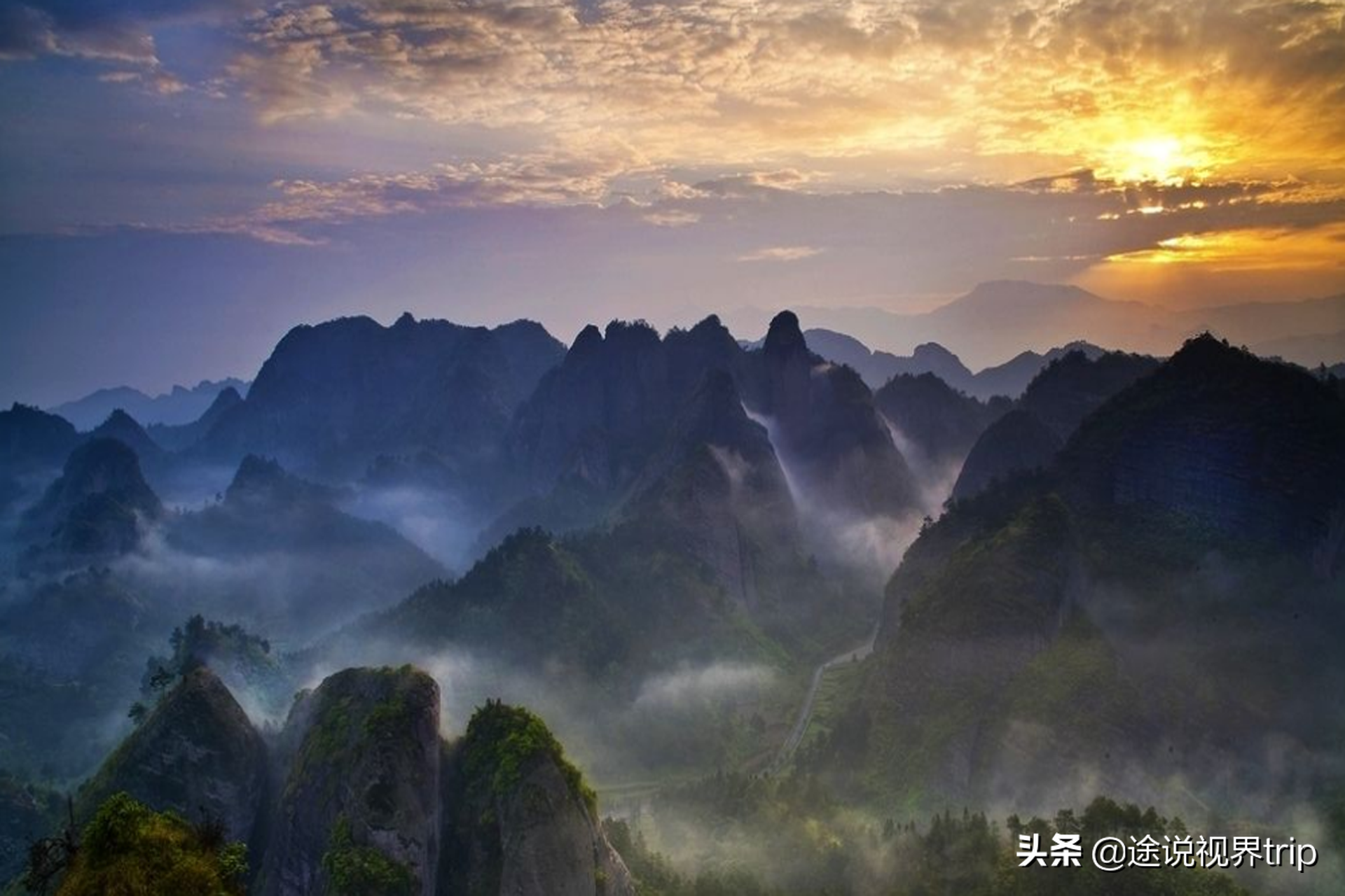 湖南十大最美旅游景点(湖南最著名的景点)