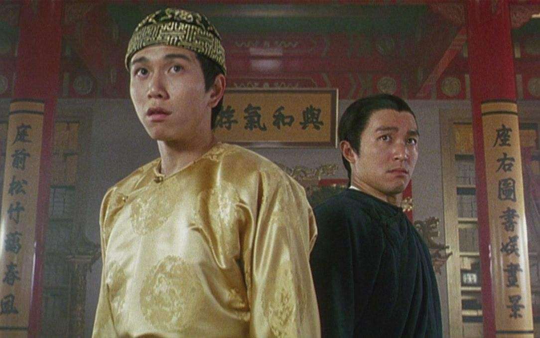 比如刘德华演康熙,正是在1984版的《鹿鼎记》中,搭档梁朝伟.