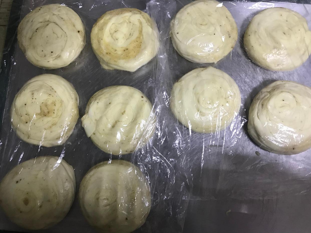 图片[11]-【椒盐油酥烧饼】做法步骤图 操作简单 一学就会-起舞食谱网
