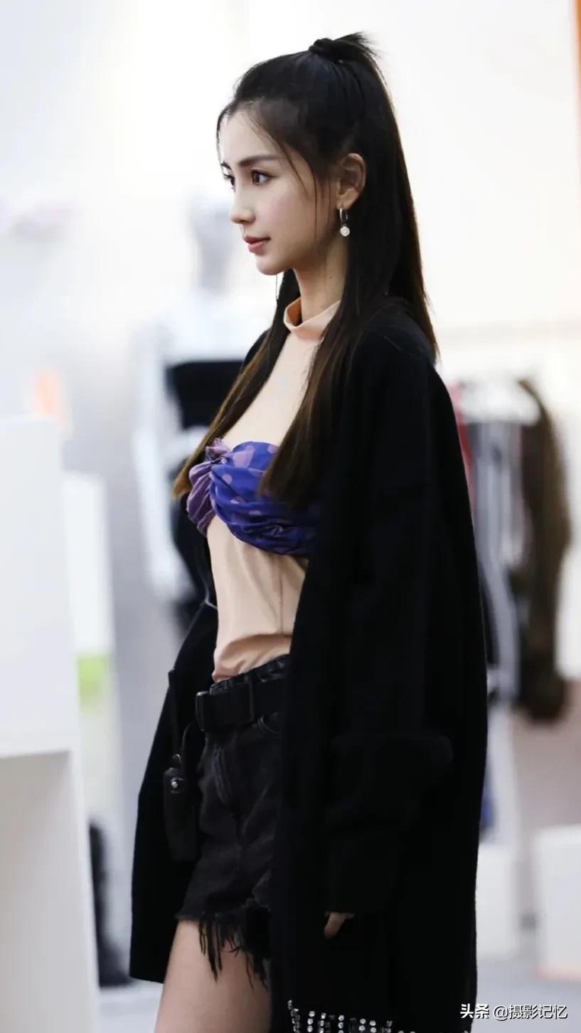 杨颖：容貌极美