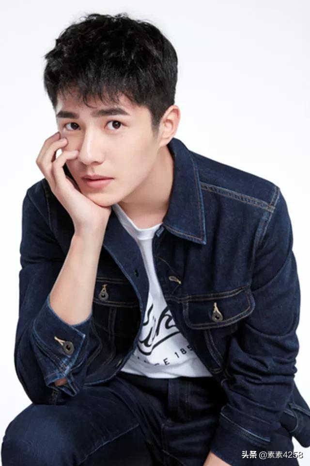 中国内地演员刘昊然