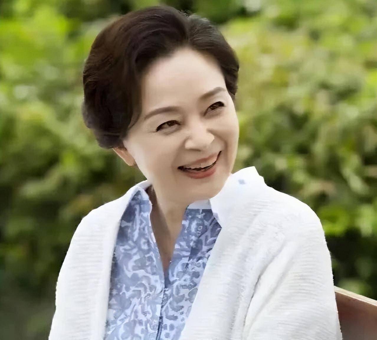 著名演员刘莉莉,家庭幸福,却还要为漂亮女儿终身大事烦心