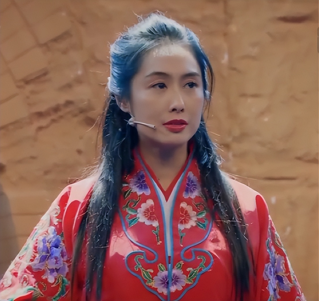 硬扮当年角色，好好的经典被自己一手毁掉，我想关掉电视机