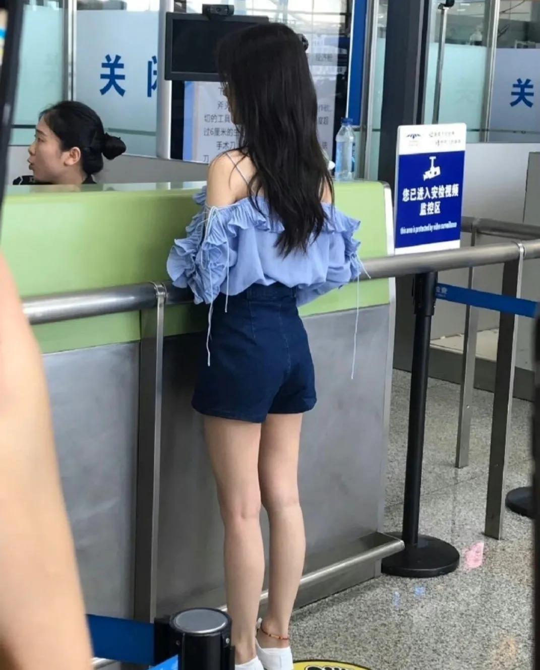 鞠婧祎｜生图也照样抗打