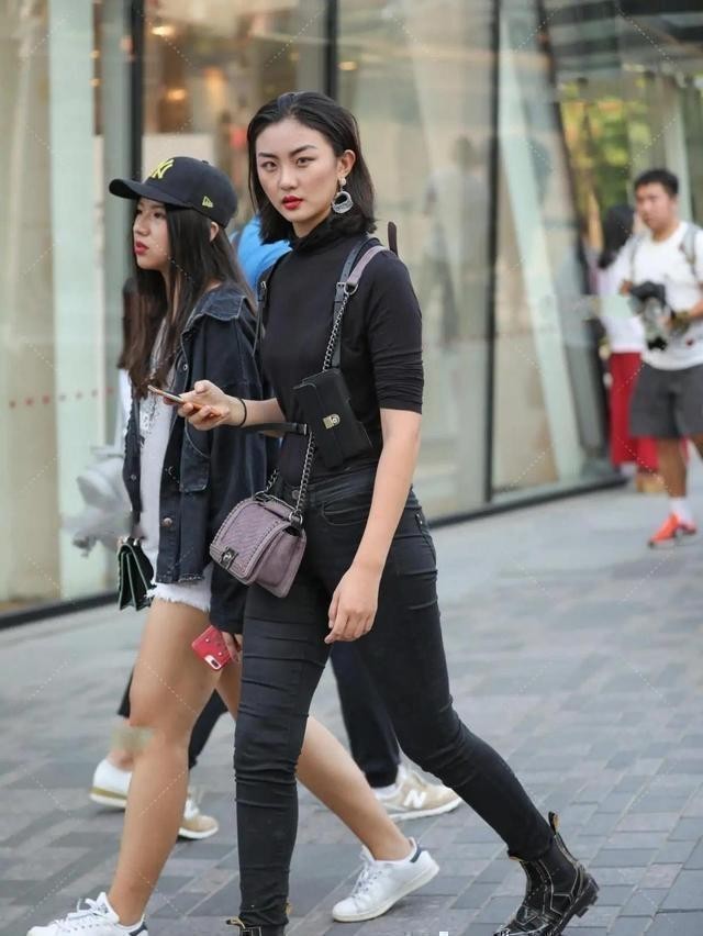 美而不凡的打底裤穿搭可爱有气质，轻松提升你的外在美，贴身舒适