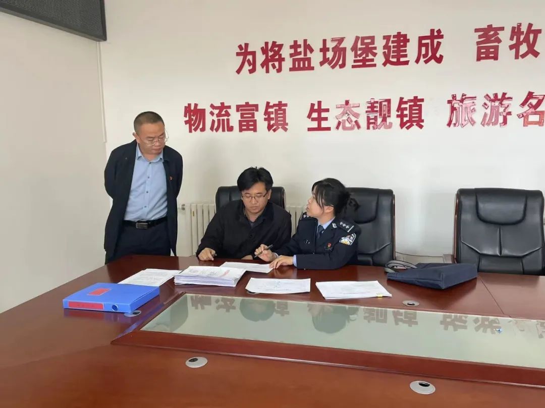 強化法治政府建設督查 有力推動工作責任落實——定邊縣委依法治縣辦開展2022年第一季度法治政府建設督察