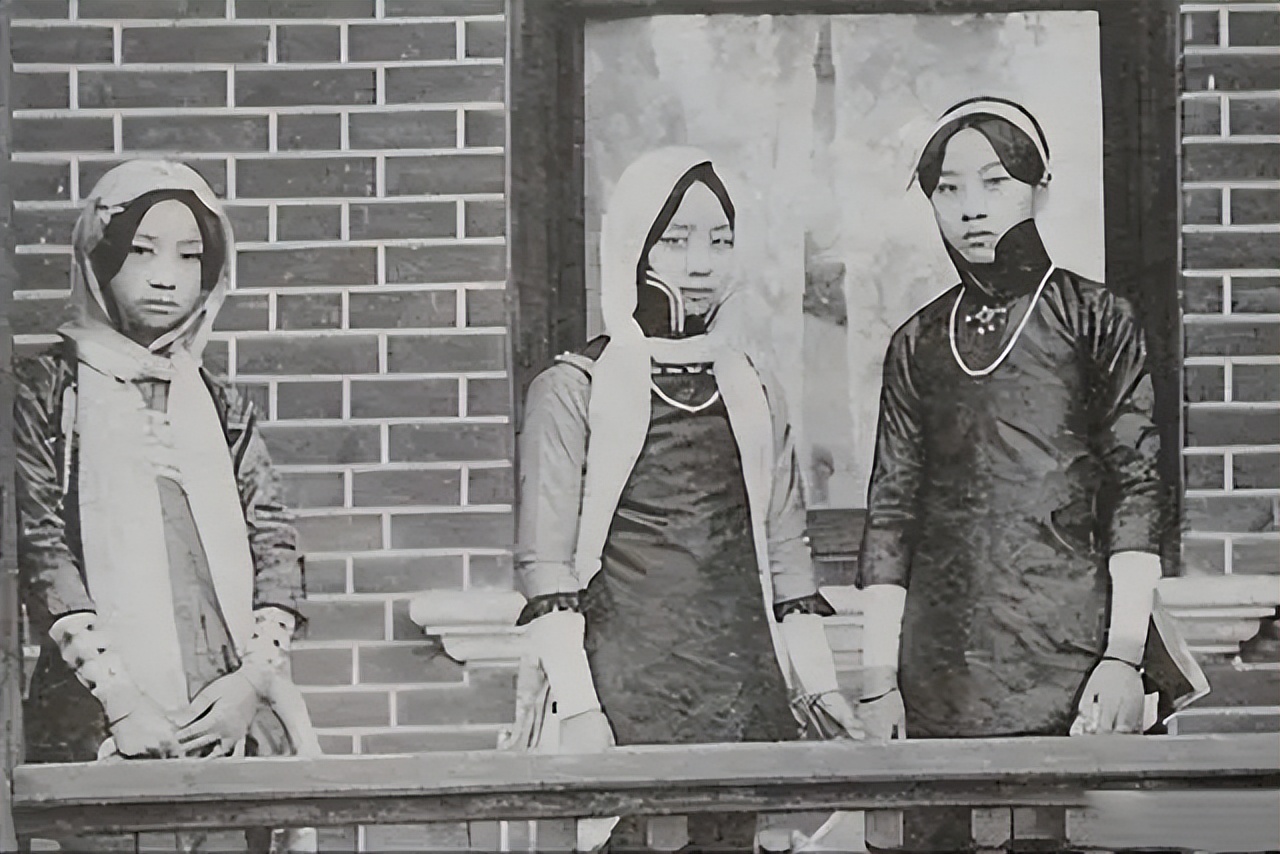 民国时期倡导“天乳运动”:严查妇女束胸，发现一次罚款50大洋