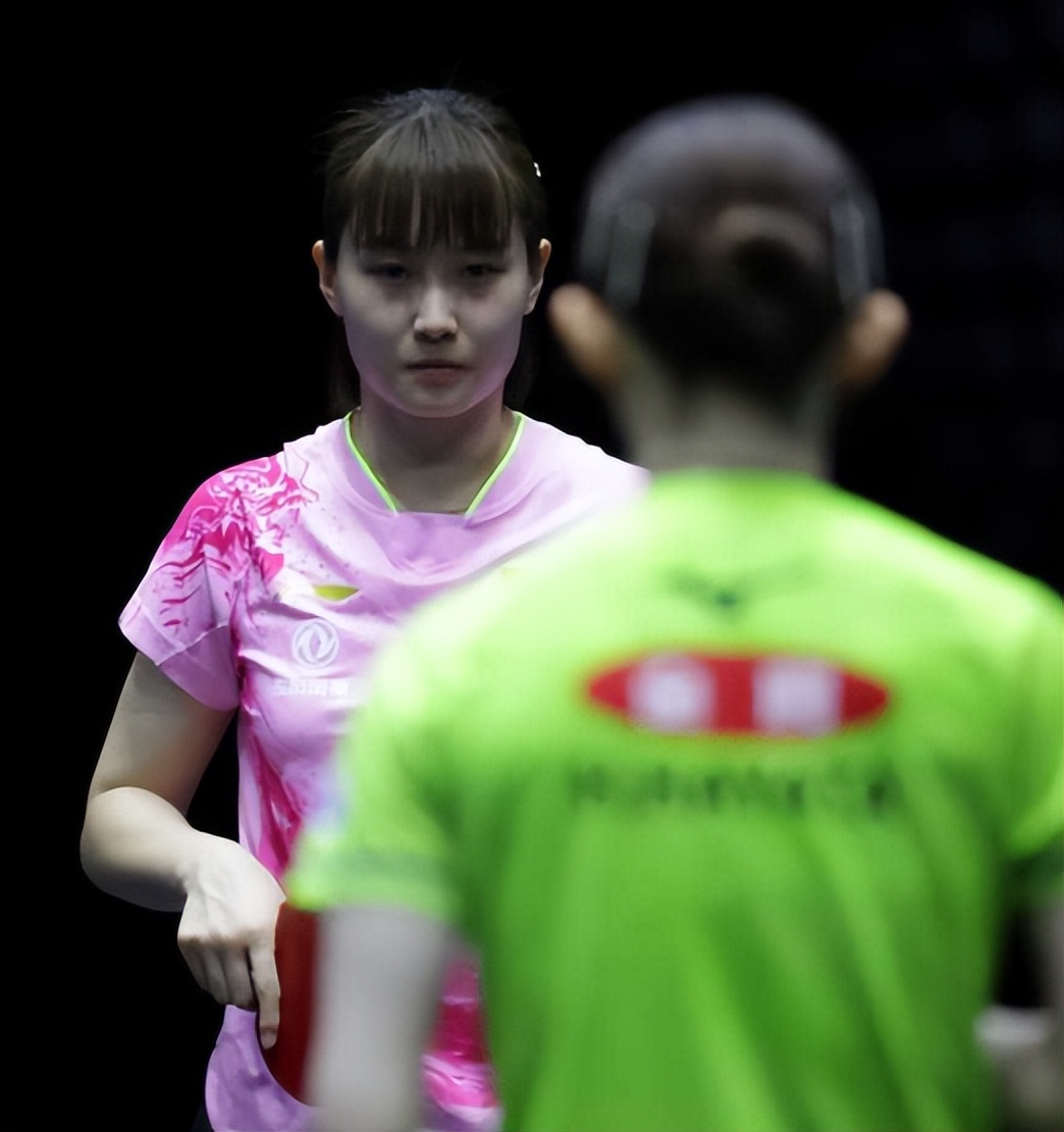 3-2！国乒世界冠军绝杀，怒吼庆祝，女队友遭日本名将横扫出局