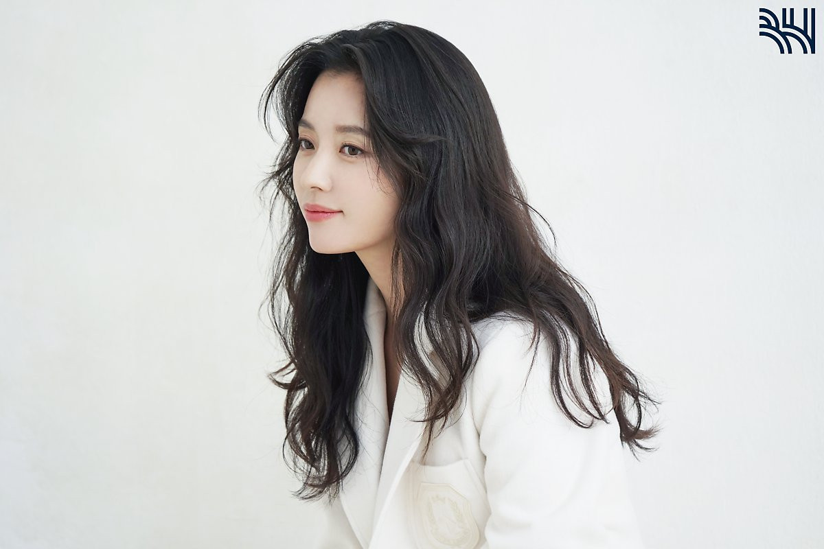 韩孝周化身超能力妈妈金喜善演netflix复仇剧