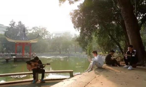 中南大学现“神仙男寝”，宿舍全员一起直博，四年奖学金累积20万