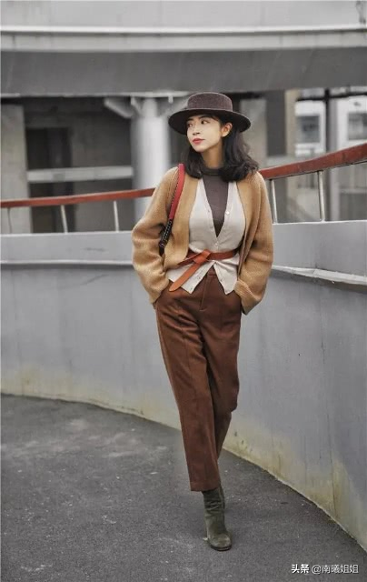 “有氣質(zhì)”和“沒(méi)氣質(zhì)”的女人，主要區(qū)別在這4點(diǎn)，一眼就能看出