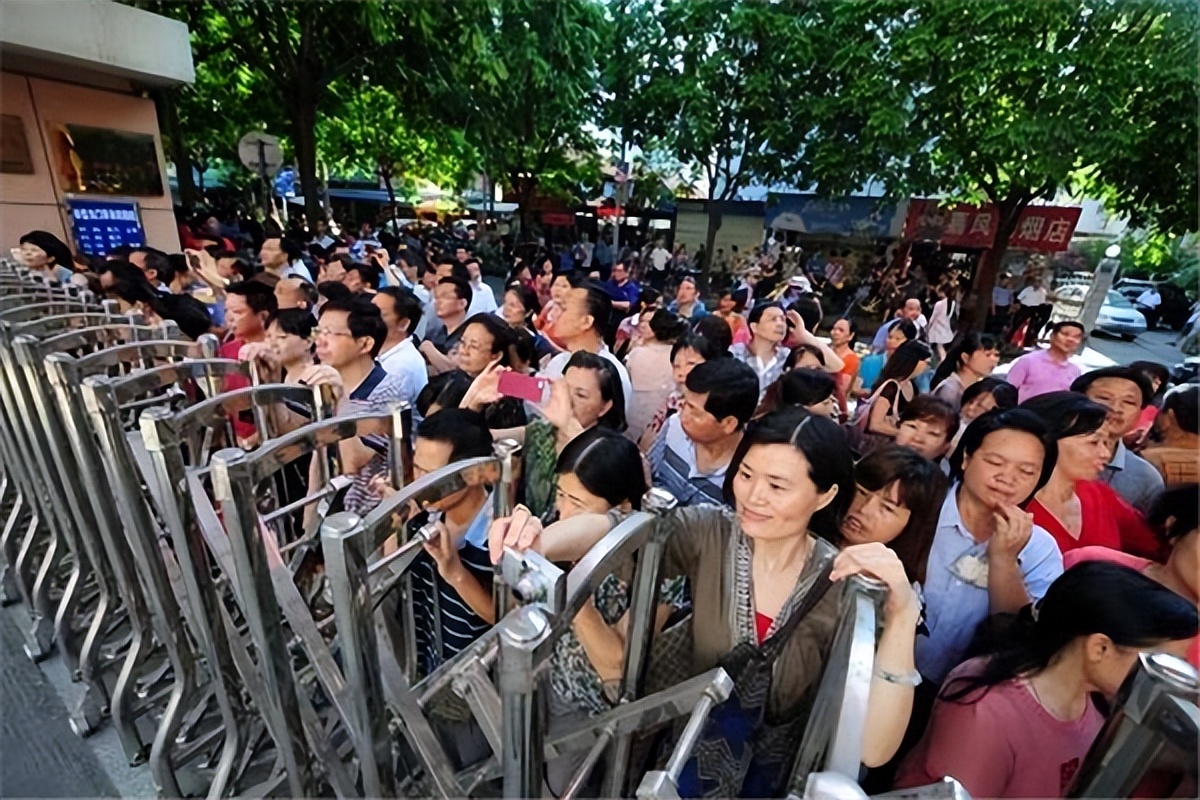 中考和高考当天，父母需要“全程陪考”吗？聪明的家长会这样做