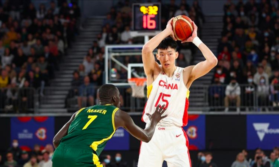 周琦世界杯后亮相(时隔三年为自己正名，周琦下赛季或登陆NBA，已成国内第一人)