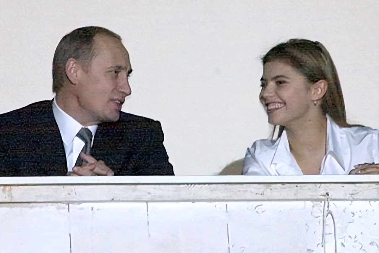 私生活惨遭泄露（外媒：70岁普京在私生活被泄露后大发雷霆，“他从未如此愤怒过”）