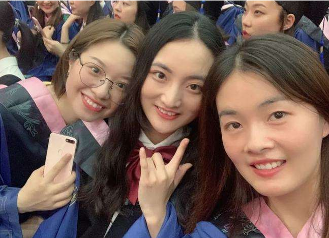 同班毕业生前途却迥然不同，辅导员说出实情，差距入学时就已体现