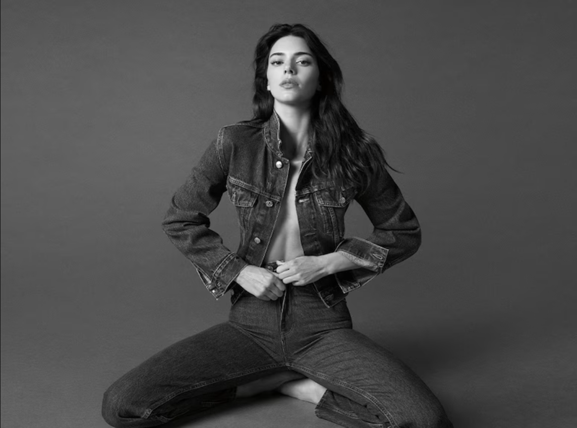 肯达尔.詹娜的calvin klein黑白照,很惊艳-蘑菇号