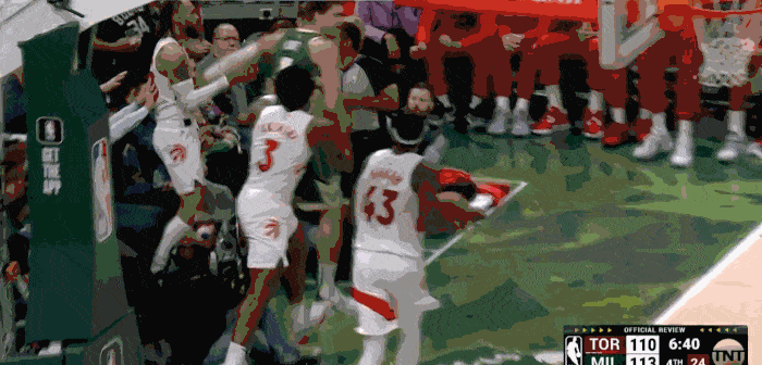 猛龙vs雄鹿集锦（猛龙122-130雄鹿，垫脚侠缺席，两队发生大规模冲突上演摔跤大赛）