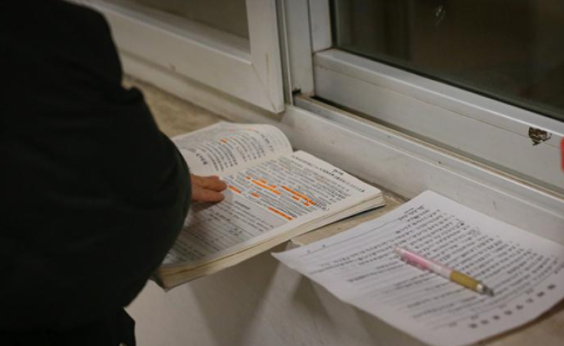 大学生毕业难度恐升级，将于2022年全面实行，提前了解或能少吃亏