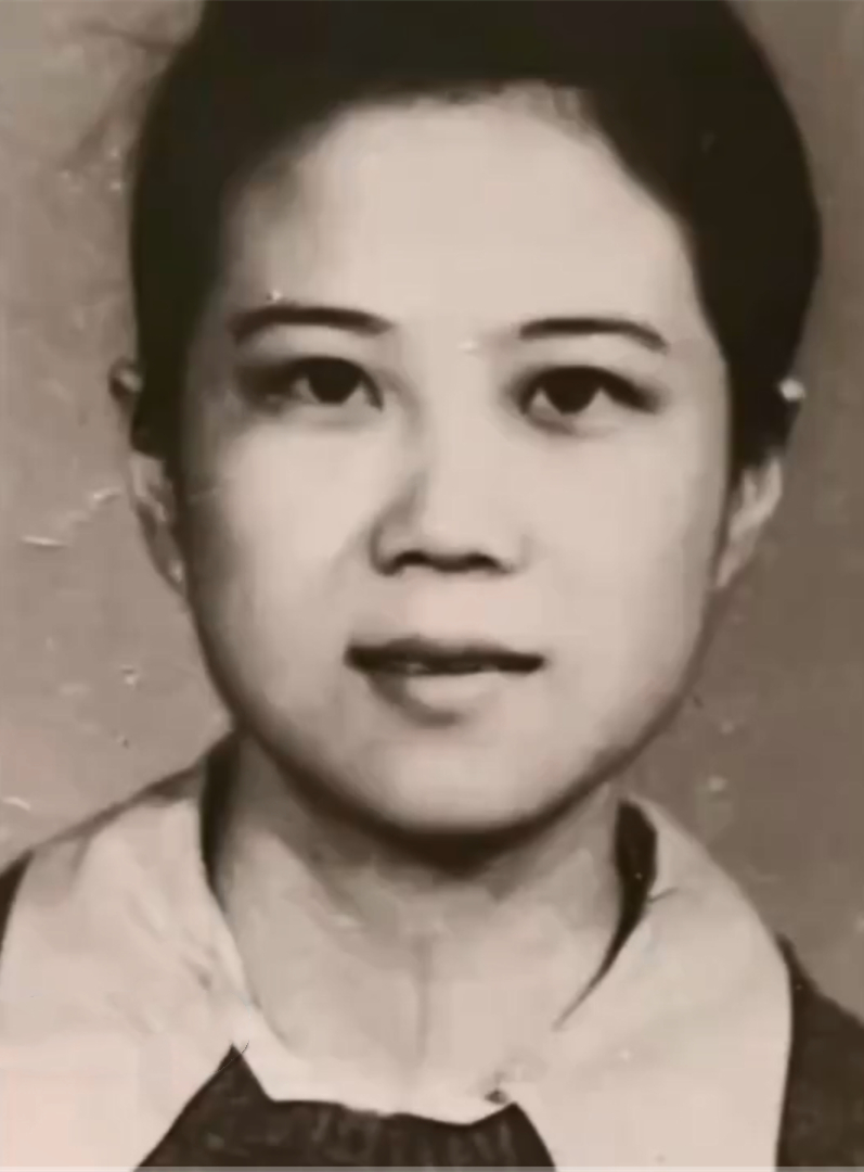 名导胡玫：拍《雍正王朝》成名，再婚找到幸福，丈夫愿做家庭内勤