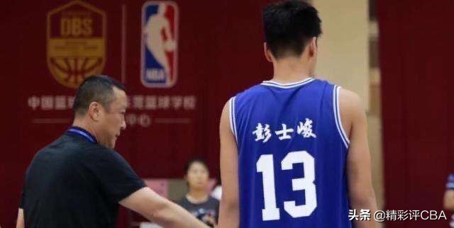 cba辽宁队球员为什么那么低(为啥辽宁人才流失严重？张庆鹏姐姐点明其中原因：基层教练眼光差)