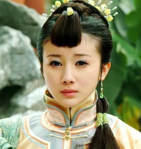 女星“生图”藏不住，颜值崩塌，戚薇躺枪，还不如早年漂亮，真惨