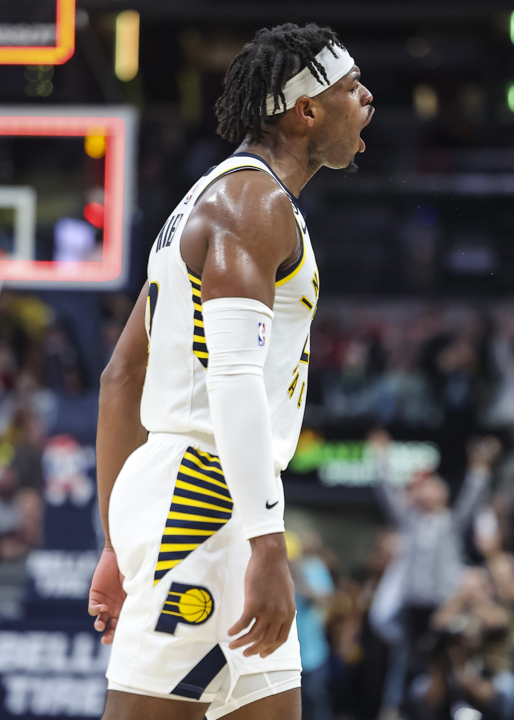 特雷弗亨德森100个生物图片(每支被淘汰的nba球队的休赛期指南)