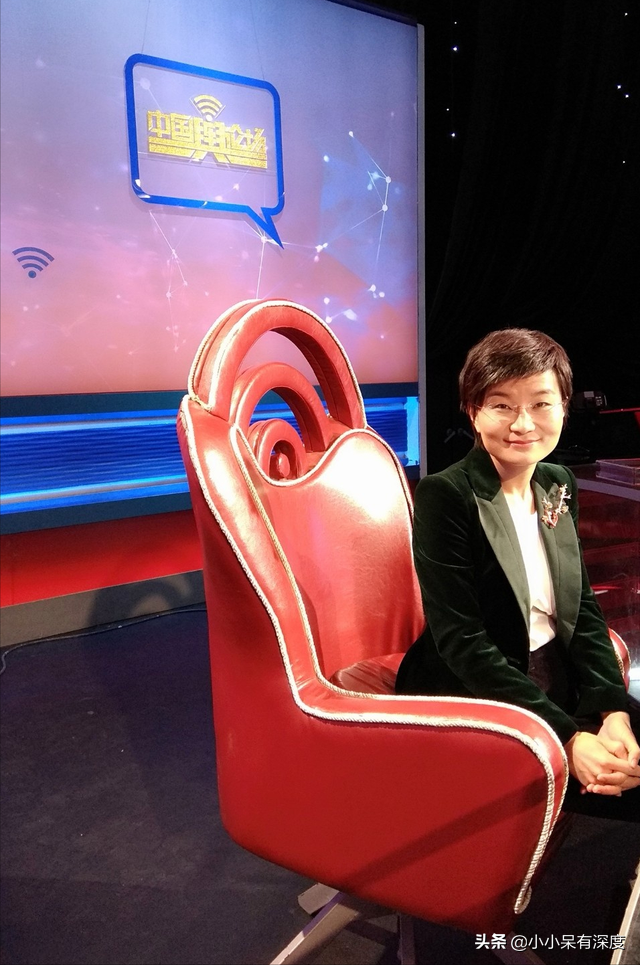 评论员吴大辉，他憨厚的外表下，笨拙地表达中，爆出巨量的惊喜