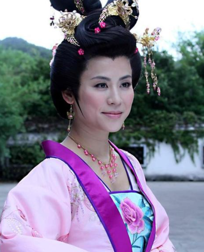 王宝钏苦守寒窑18年,仅做了18天皇后,为何她的死让薛平贵松口气