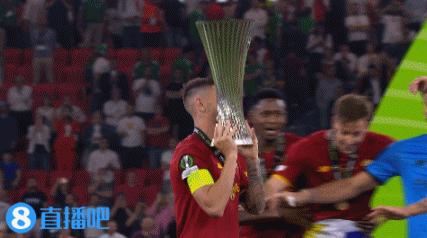 恭喜罗马获得欧会杯冠军！恭喜穆里尼奥获得欧洲锦标赛大满贯
