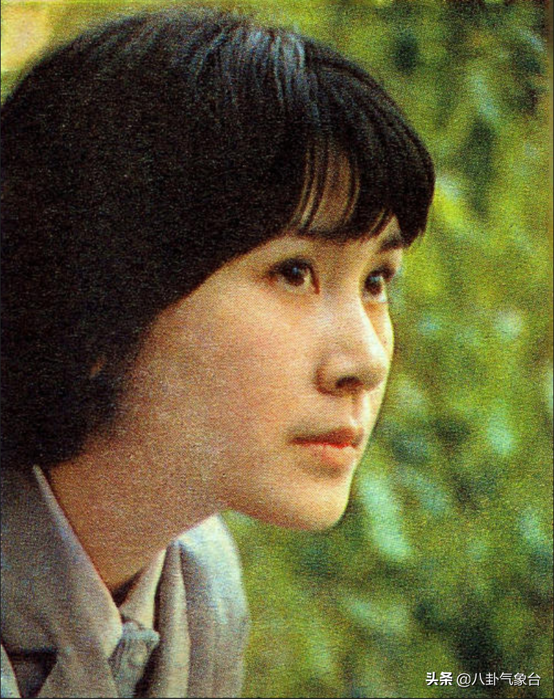 “气质美人”肖雄，将一生奉献给演艺事业，单身30年不后悔