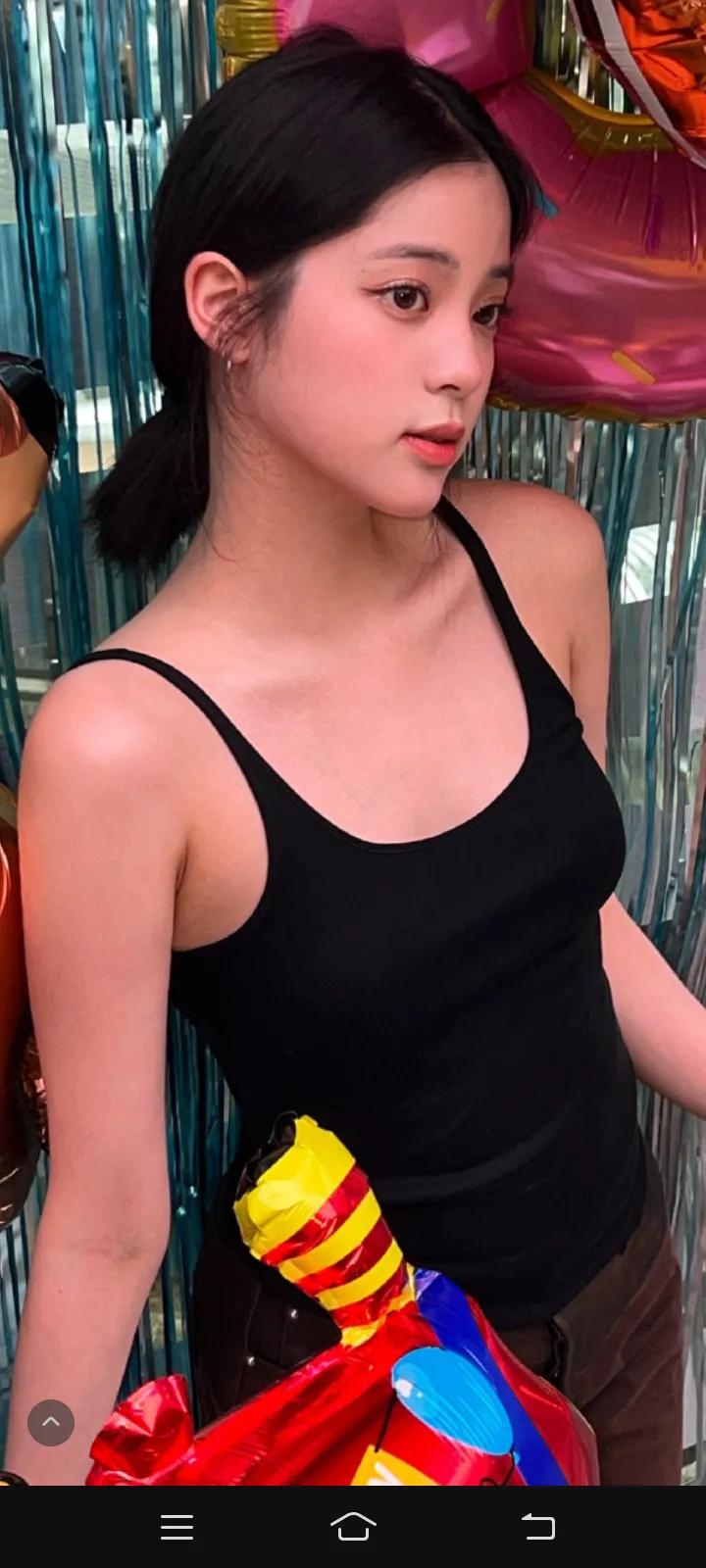 欧阳娜娜美图6