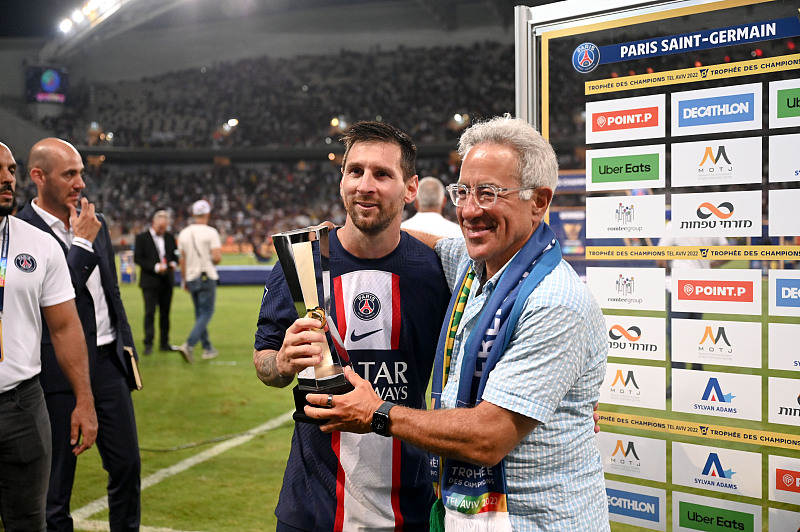 法国国家队拿下队史第8座奖杯（法国超级杯梅西获得全场最佳，夺得个人第41座冠军奖杯）