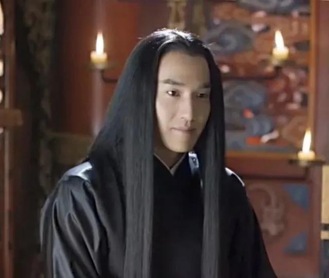 黑长直，哪个男明星驾驭住了