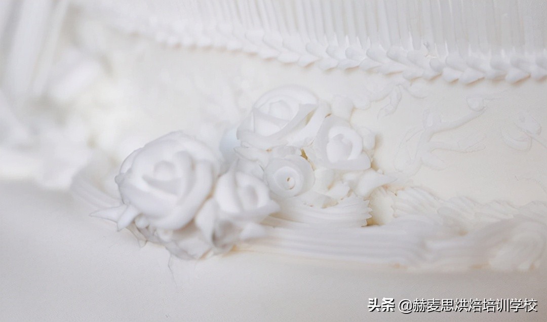 赫麦思烘焙培训班 翻糖蛋糕入门课程