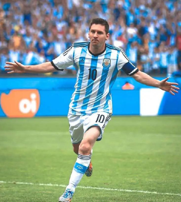 人机都爱！四大原因佐证，三线平衡35场不败的阿根廷世界杯夺冠