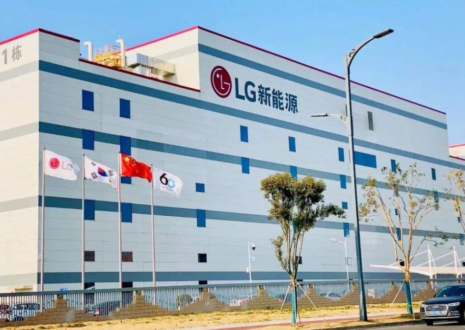 可能“杀死”宁德时代的不是LG新能源，而是一众车企？