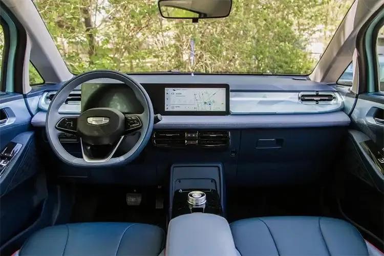 吉利几何E即将上市，售价8.78万起，纯电汽车快到拼价格的时候了