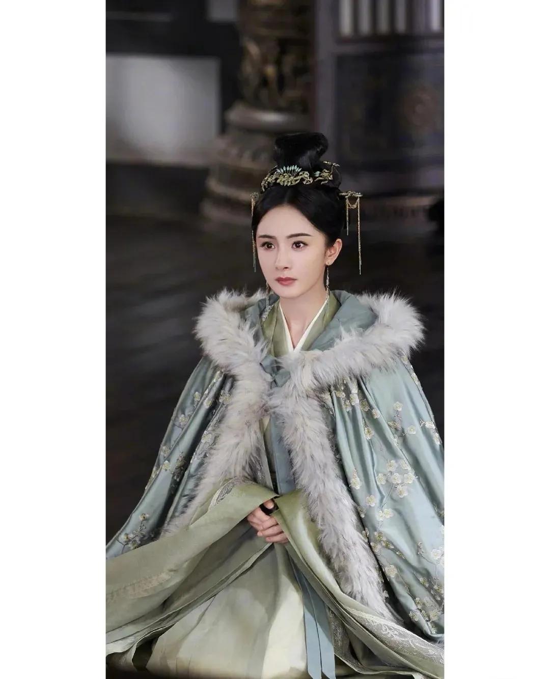 杨幂古装扮相太惊艳了