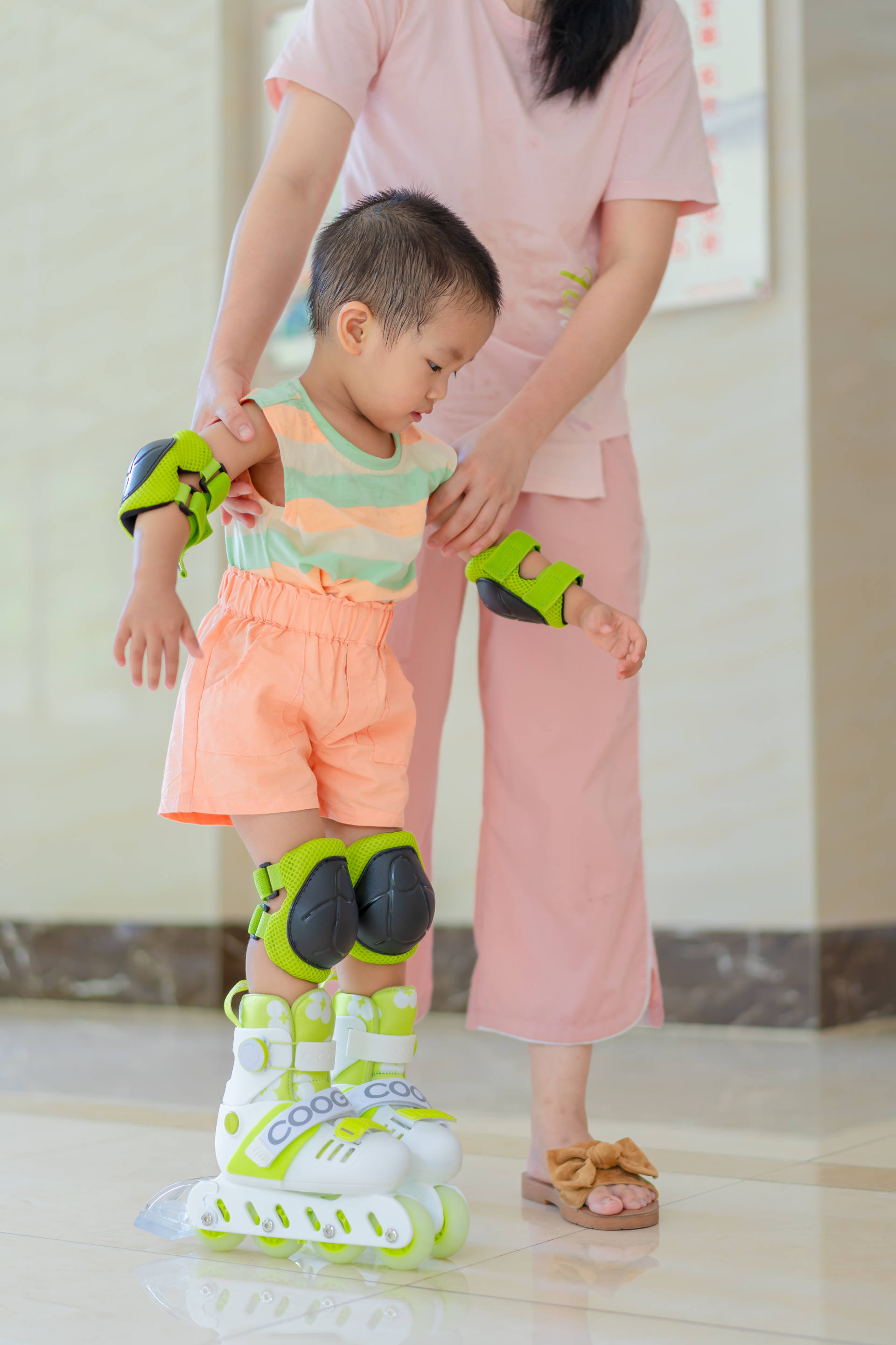 孩子安全是第一考量，入手酷骑R2轮滑鞋体验如何？